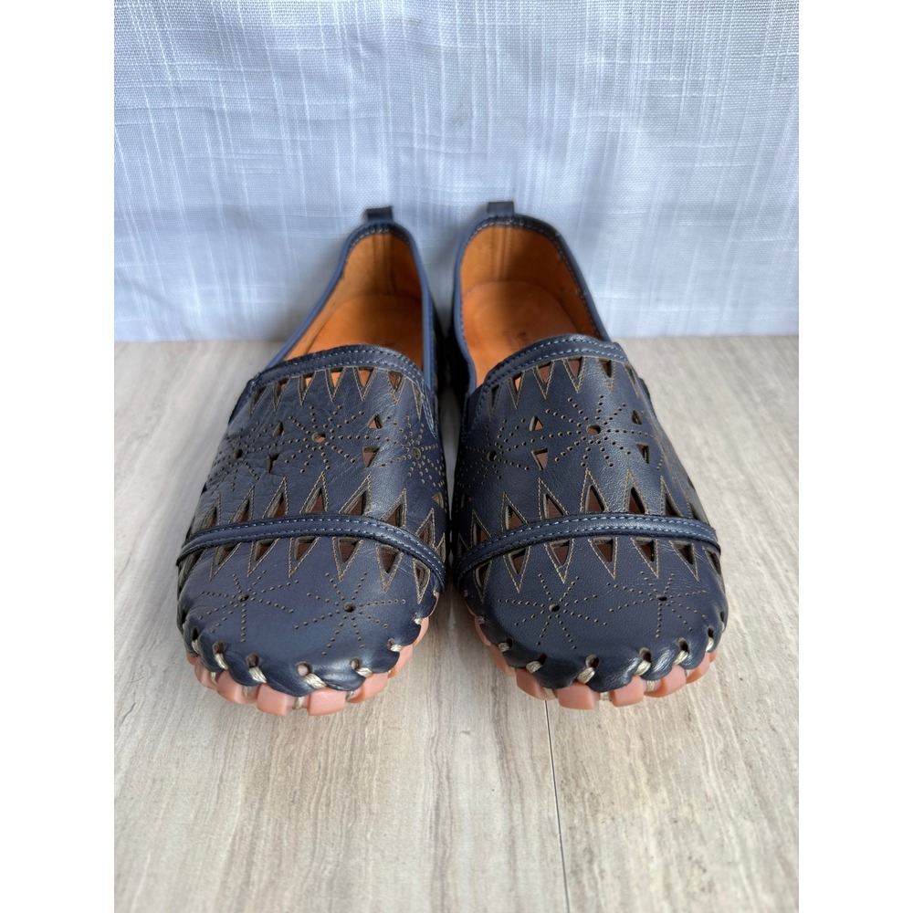 Spring Step Loafers Fusaro Navy Blue Leather Laser Cutout Shoes Women 41 NWOT - Picture 6 of 11